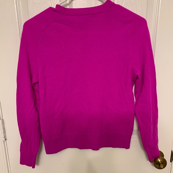SOLD Banana Republic Sweater - Picture 3 of 4